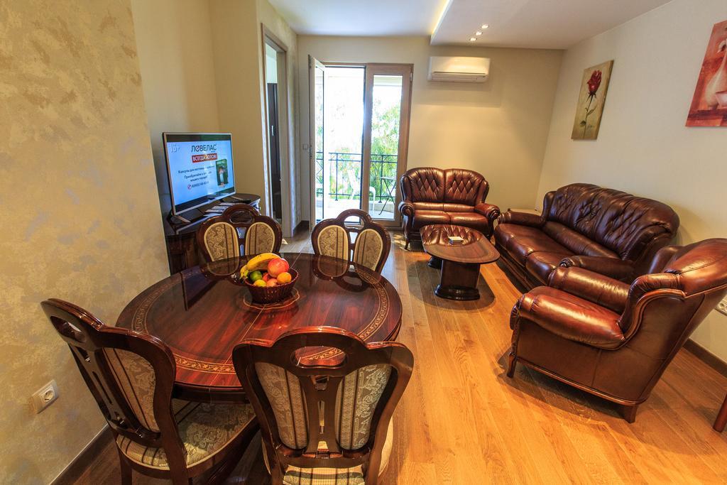 De Lux Apartments Petrovac Zewnętrze zdjęcie