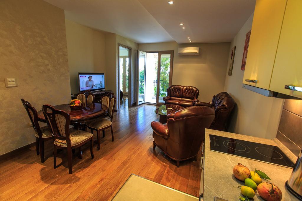 De Lux Apartments Petrovac Zewnętrze zdjęcie