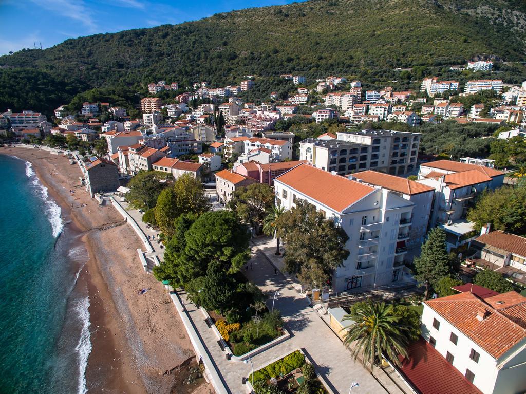 De Lux Apartments Petrovac Zewnętrze zdjęcie